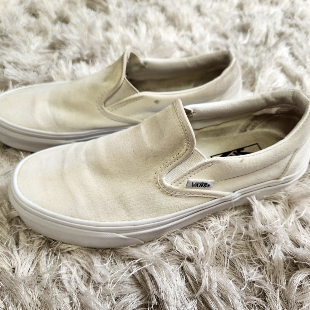 White Vans Slip On Shoes, W7.5/M6